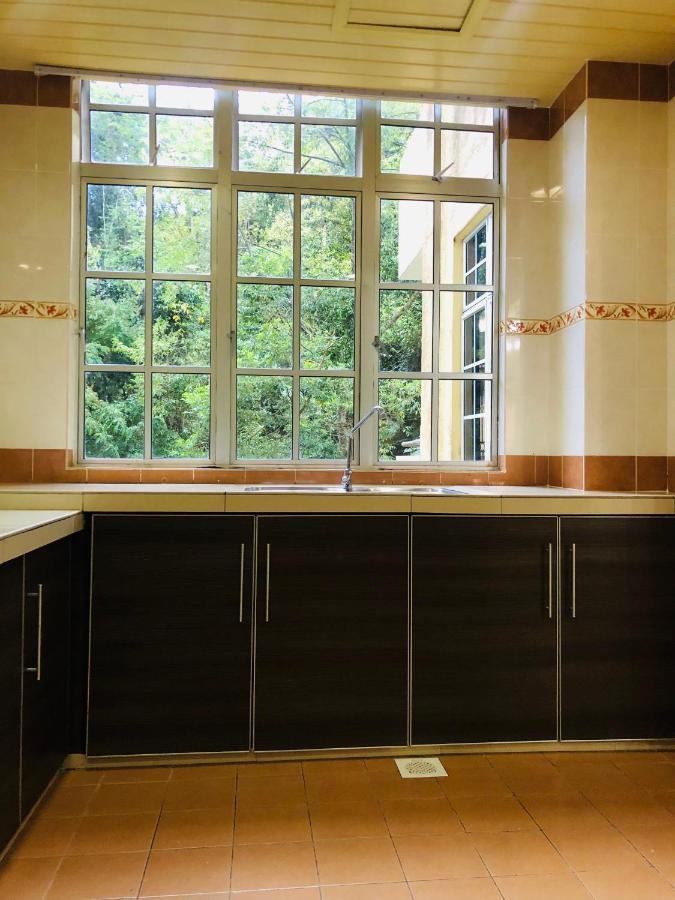 Crown Imperial Court Apt At Brinchang Centre Экстерьер фото